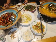 -饭橘汉江码头·乡野土菜馆(静安路店)