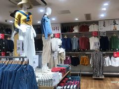 -优衣库(哈尔滨中央大街店)
