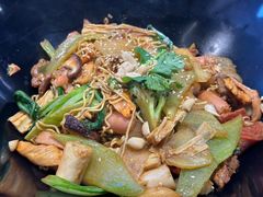 -醉人椒麻辣香锅(上地华联店)