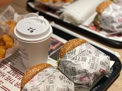 -The Habit Burger Grill 哈比特汉堡(复兴soho店)