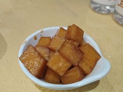 -鹏城人家海鲜酒家·23年老字号(较场尾店)