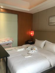 -明宇集团·积木枝芽母婴健康管理中心(天府店)