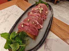 -牛三斤潮汕鲜牛肉火锅(昌发展万科店)