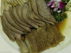 -松咖啡自助餐厅·松北香格里拉