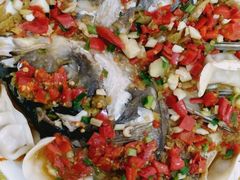 剁椒鱼头-梅山美食