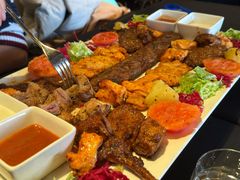 碎牛肉饼烤肉拼盘-Efes Turkish & Mediterranean Cuisine 艾菲斯餐厅(陆家嘴店)