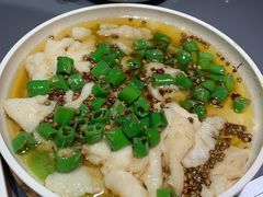 藤椒嫩滑鱼片-小大董·烤鸭(观景餐厅·南京西路店)