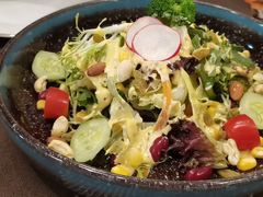 -悦享绿山墙西餐厅