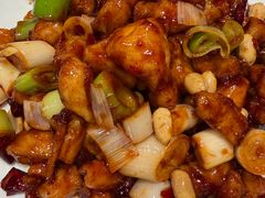 -靠山屯东北农家菜(八龙桥雅苑店)