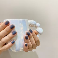 -花岐款式专研健康美甲沙龙