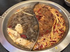 -沸炉重庆老火锅(军事博物馆店)