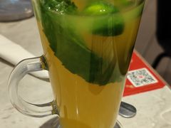 青柠香茅饮-必胜客(东大桥店)