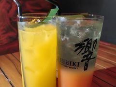 -Mx.cocktail bar