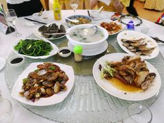 -鹏城人家海鲜酒家·23年老字号(较场尾店)