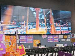 -Tenker Club弹刻极限主题公园 · 蹦床 · 团建 · 生日派对(大关店)