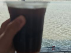 -抱抱地球咖啡馆(国家海洋博物馆店)