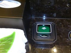 豪华套房-浴室-澳门十六浦索菲特大酒店