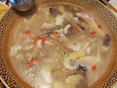-自贡盐帮菜·玩辣餐厅(樱花园西街店)