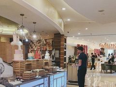 -元一希尔顿酒店·鲜切牛肉火锅禅自助餐厅