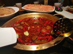 -潮火锅·麻辣牛肉火锅(观音桥方圆·LIVE店)