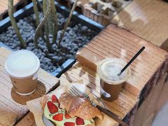 -Nine Cafe&Bar