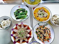 -乐禧母婴全自营月嫂(宝山店)