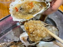-蚝哥花姐湛江烤生蚝(美丽湾市场店)