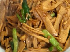 油焖笋-阿杰臻选海鲜饭店(普陀山店)