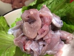 活杀牛蛙-虾弄弄海派小龙虾·牛羊蝎子火锅