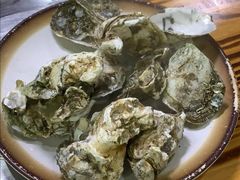 -大富蚝乌东哥饭店·石锅鱼杂·柠檬鸭(革新路店)