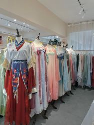 -一揽芳华汉服旗袍体验馆(拙政园店)