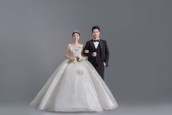 -麦田·婚纱摄影(天河新天地店)