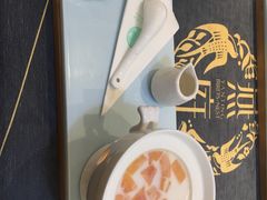 -燕庭·纯燕窝·甜品下午茶(南京西路店)