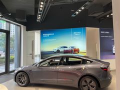 -TESLA 特斯拉(上海太古汇体验店)