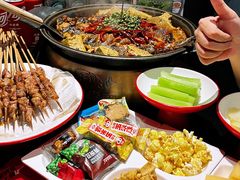 -辣尚瘾·烤鱼·新川菜(牡丹园直营店)