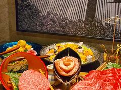 -铭牛烧肉·和牛海鲜自助(高新月牙湖店)