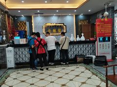 -凤凰路何眼镜香辣蟹(花果园店)