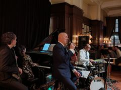 -LONG BAR 廊吧(外滩华尔道夫酒店)