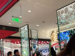 大堂-蝴蝶里·粤菜·点心(龙湖杭州金沙天街店)