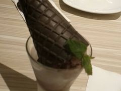 -必胜客(证大大拇指店)