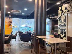 -麦当劳(深圳北站高铁店)