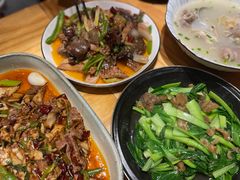 -十三式重庆江湖菜(金茂览秀城店)
