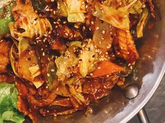 鱿鱼炒五花肉-富乐满韩国正宗炸鸡韩国料理(虹泉路店)