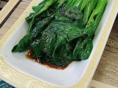 捞广东菜心-茶港·点心·啫啫煲(范湖万达广场店)