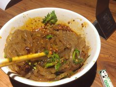 -万记麻辣烫国展总店