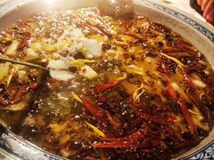 -桂二老坛酸菜鱼(三街两巷店)