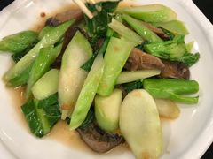 -J Daeng Seafood