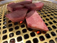 -唯成•韩国炭火烤肉 유성고기