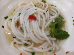 -桥香园云南过桥米线(金马碧鸡店)