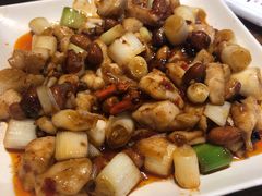 最近葱看来便宜-薛阿婆(北美新天地中心店)